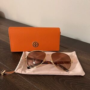 Tory Burch Aviator Sunglasses